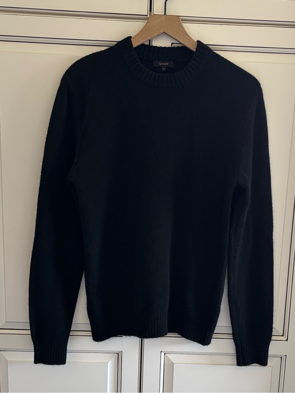 Quince 100% Yak Wool Crewneck Sweater Black Cozy Pullover Womens Size‎ Medium